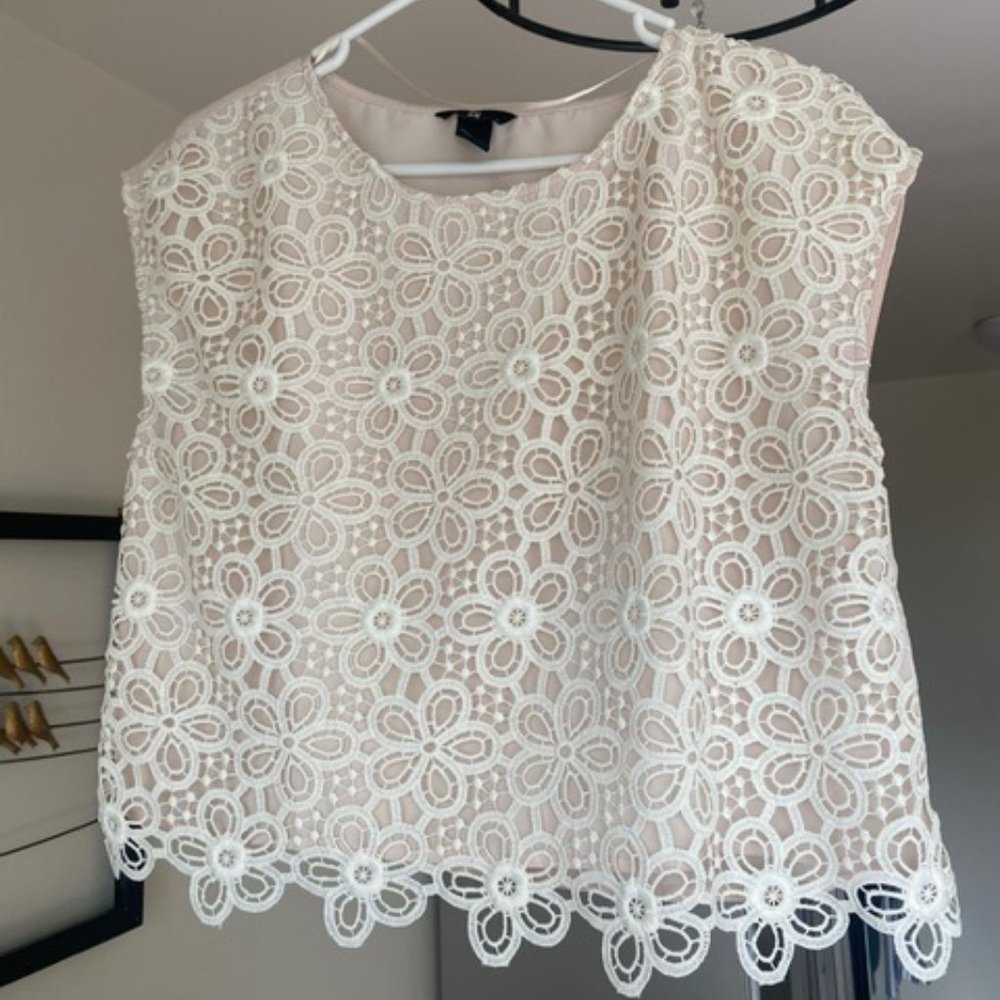 H&M Short-Sleeves Lace Blouse